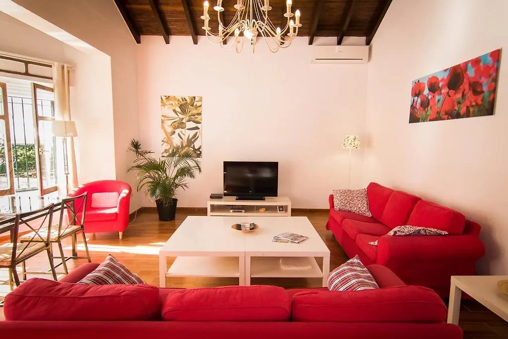 Villa In Center Fuengirola With Pool And Close Beach